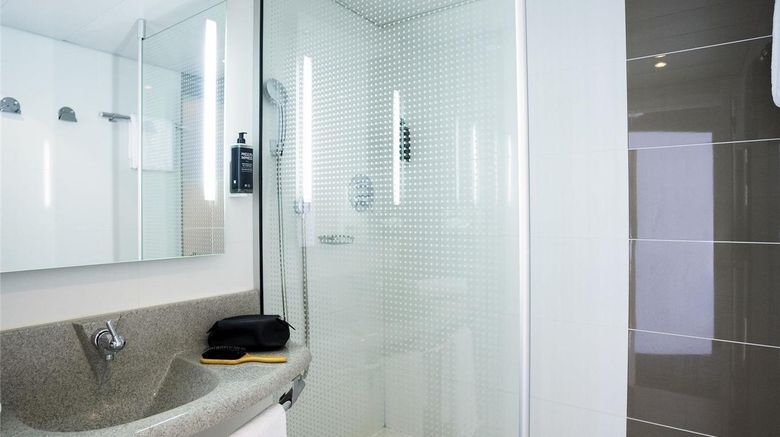 <b>Ibis Styles Lille Neuville en Ferrain Suite</b>. Images powered by <a href="https://iceportal.shijigroup.com/" title="IcePortal" target="_blank">IcePortal</a>.