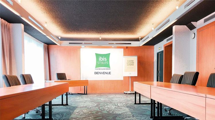 Ibis Styles Lille Neuville en Ferrain Meeting