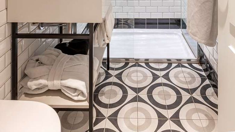 <b>Hotel Adele & Jules Room</b>. Images powered by <a href="https://iceportal.shijigroup.com/" title="IcePortal" target="_blank">IcePortal</a>.