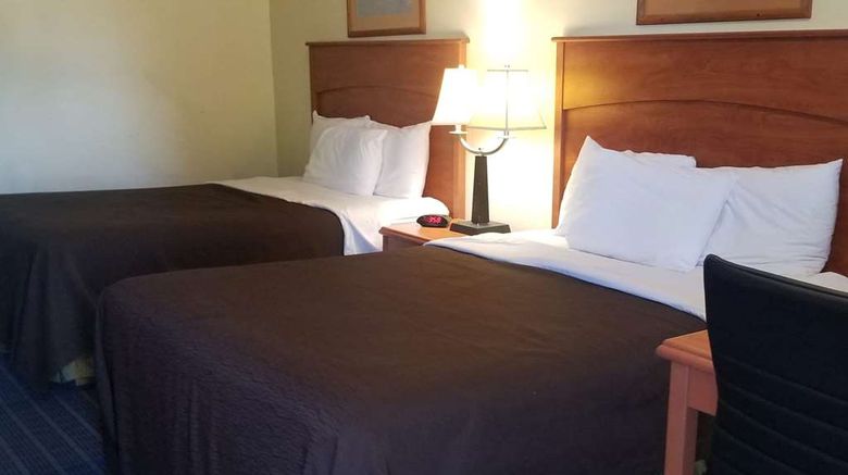 <b>Super 8 by Wyndham Vancouver East Room</b>. Images powered by <a href="https://iceportal.shijigroup.com/" title="IcePortal" target="_blank">IcePortal</a>.