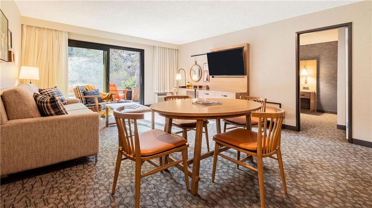 Riverhouse on the Deschutes Suite