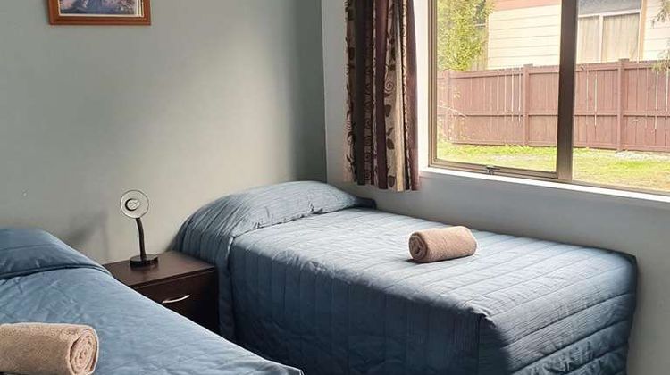 Ohakune Court Motel Room