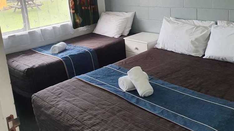 Ohakune Court Motel Room