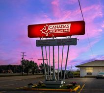 Canadas Best Value Inn Fort St. John Exterior