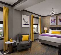 The Admiral Hotel Mobile Room
