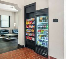 Hyatt House Sacramento Midtown Lobby