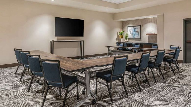 <b>Hyatt House Sacramento Midtown Meeting</b>. Images powered by <a href="https://iceportal.shijigroup.com/" title="IcePortal" target="_blank">IcePortal</a>.