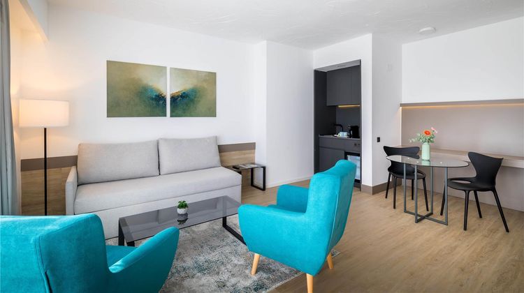 Pyr Marbella Suite