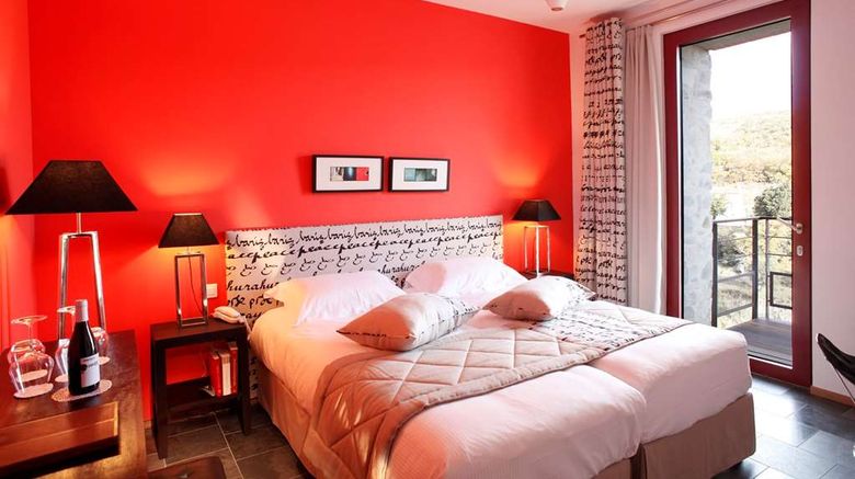 <b>Domaine Riberach Room</b>. Images powered by <a href="https://iceportal.shijigroup.com/" title="IcePortal" target="_blank">IcePortal</a>.
