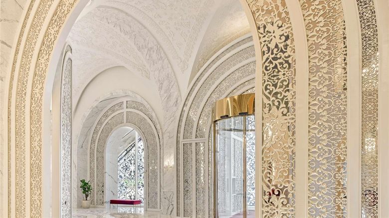 <b>Raffles Doha Meeting</b>. Images powered by <a href="https://iceportal.shijigroup.com/" title="IcePortal" target="_blank">IcePortal</a>.