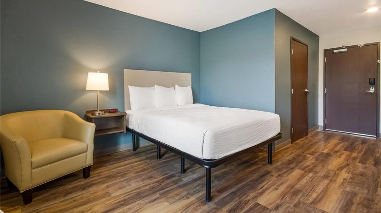 <b>WoodSpring Suites Panama City Room</b>. Images powered by <a href="https://iceportal.shijigroup.com/" title="IcePortal" target="_blank">IcePortal</a>.