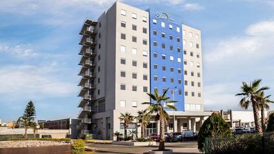 Sleep Inn Leon Antares