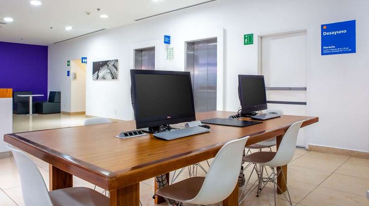 Sleep Inn Leon Antares Other