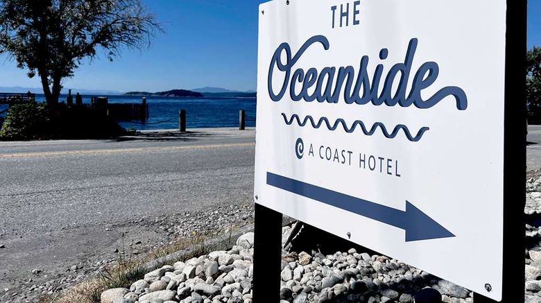 <b>The Oceanside, a Coast Hotel Exterior</b>. Images powered by <a href="https://iceportal.shijigroup.com/" title="IcePortal" target="_blank">IcePortal</a>.