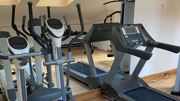 Matutano Dauden Palace Health