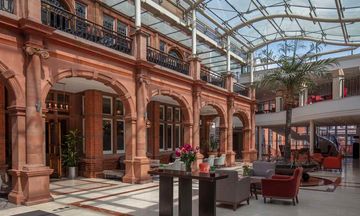 The Crown London Hotel