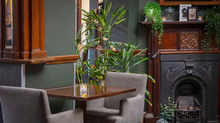 The Crown London Hotel Restaurant