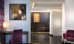 Newton Opera Hotel