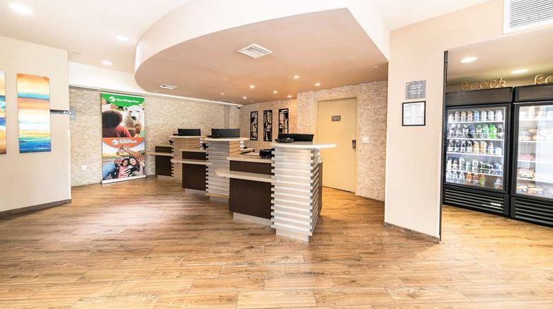 <b>Best Western San Diego Zoo/SeaWorld Area Lobby</b>. Images powered by <a href="https://iceportal.shijigroup.com/" title="IcePortal" target="_blank">IcePortal</a>.
