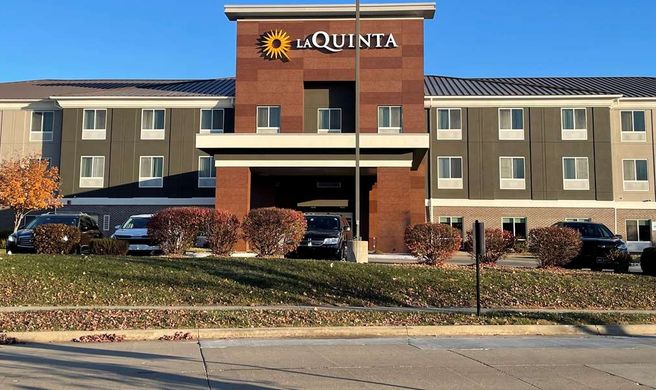 La Quinta Inn & Suites Ankeny Exterior