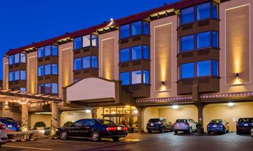 Seville Plaza Hotel