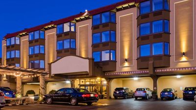 Seville Plaza Hotel