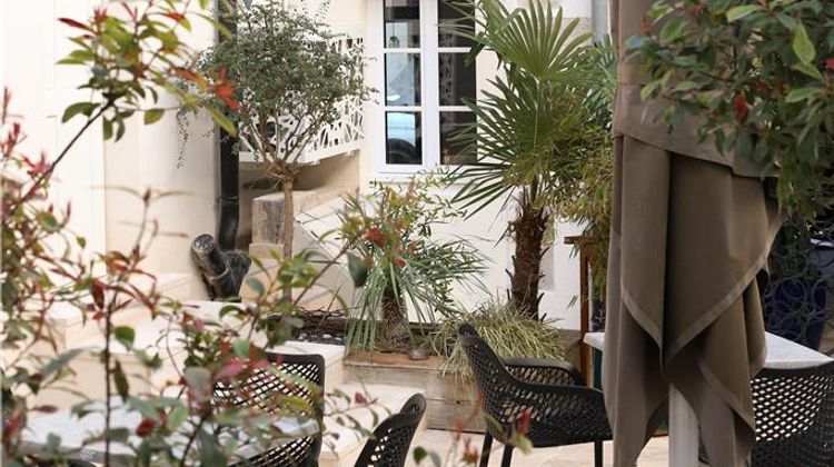 Le Central Boutique-Hotel Beaune Exterior