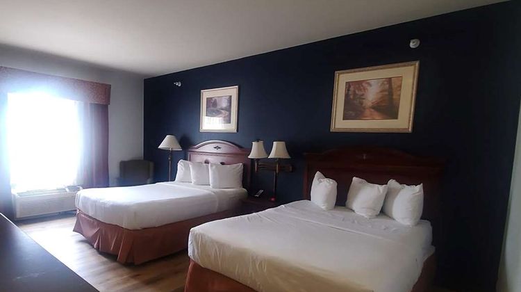 Wingate by Wyndham Youngstown West Room