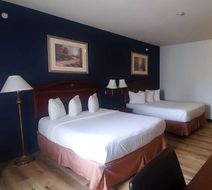 Wingate by Wyndham Youngstown West Room