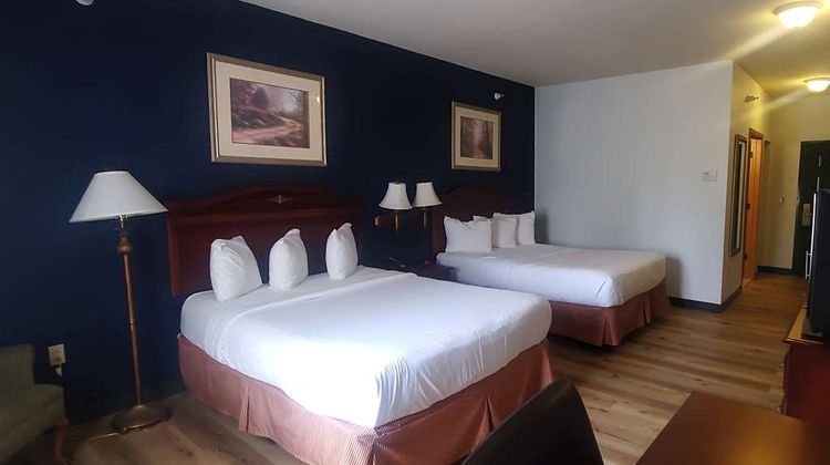 Wingate by Wyndham Youngstown West Room