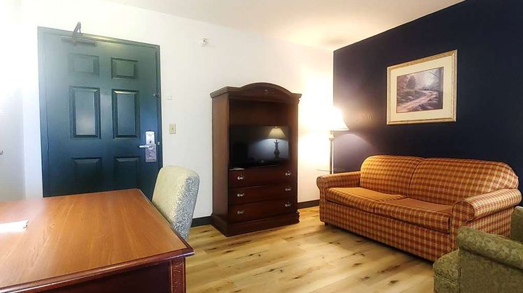 Wingate by Wyndham Youngstown West Room