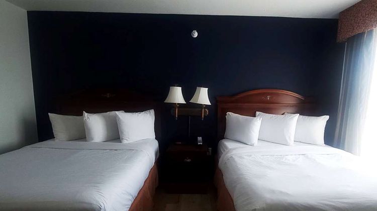 Wingate by Wyndham Youngstown West Room