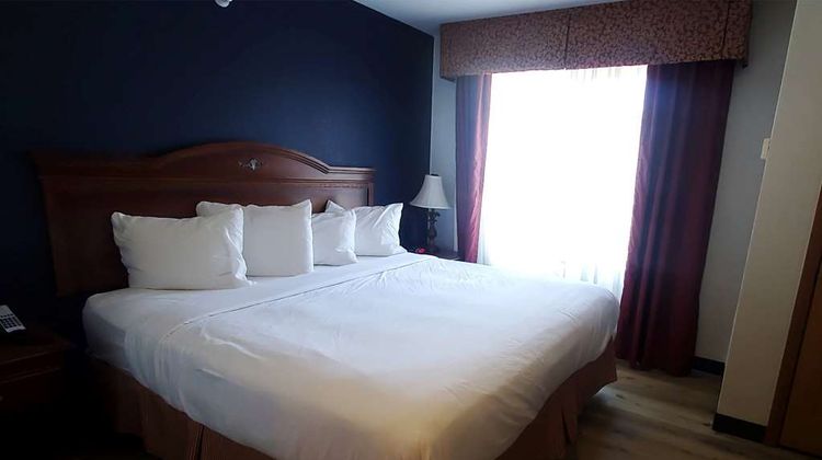 Wingate by Wyndham Youngstown West Room