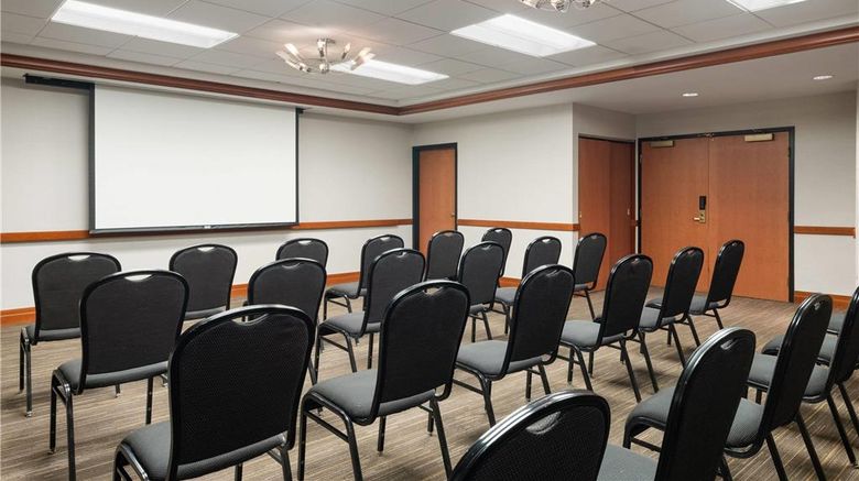 <b>Wyndham Moline on John Deere Commons Meeting</b>. Images powered by <a href="https://iceportal.shijigroup.com/" title="IcePortal" target="_blank">IcePortal</a>.