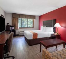 Travelodge by Wyndham Merrill Room