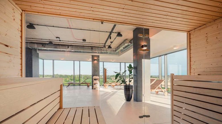<b>Q Hotel Plus Wroclaw Bielany Spa</b>. Images powered by <a href="https://iceportal.shijigroup.com/" title="IcePortal" target="_blank">IcePortal</a>.