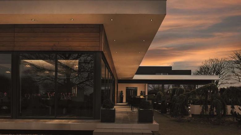 <b>The Carlton Hotel Exterior</b>. Images powered by <a href="https://iceportal.shijigroup.com/" title="IcePortal" target="_blank">IcePortal</a>.