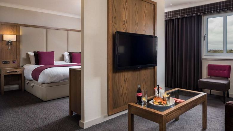 <b>Radstone Hotel Room</b>. Images powered by <a href="https://iceportal.shijigroup.com/" title="IcePortal" target="_blank">IcePortal</a>.