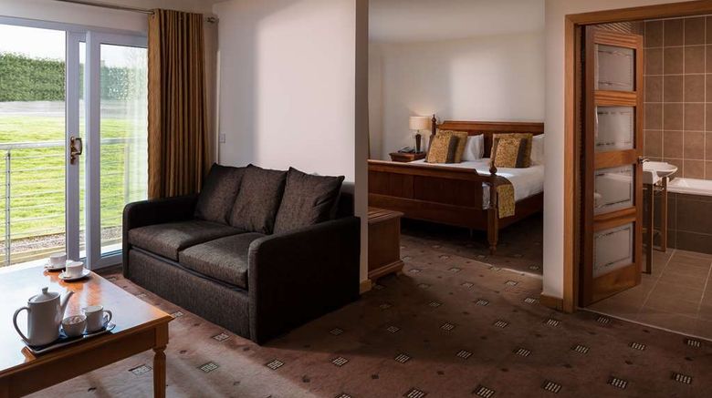 <b>Radstone Hotel Suite</b>. Images powered by <a href="https://iceportal.shijigroup.com/" title="IcePortal" target="_blank">IcePortal</a>.