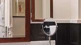 <b>Hotel la Tremoille Room</b>. Images powered by <a href="https://iceportal.shijigroup.com/" title="IcePortal" target="_blank">IcePortal</a>.