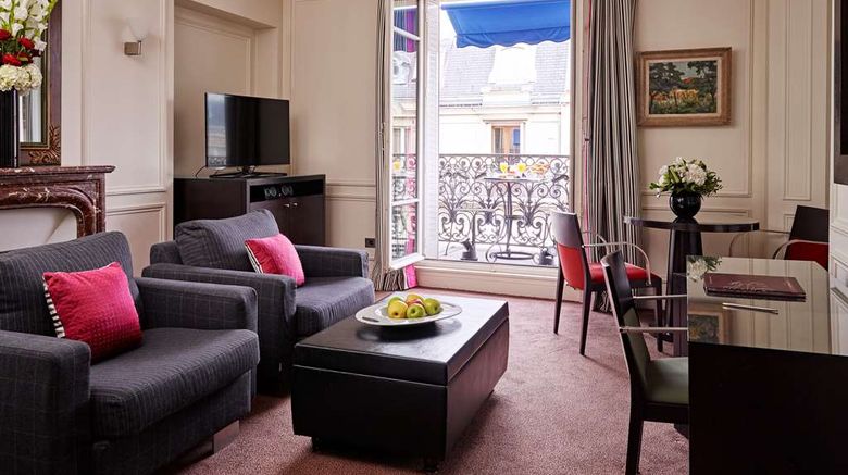 <b>Hotel la Tremoille Suite</b>. Images powered by <a href="https://iceportal.shijigroup.com/" title="IcePortal" target="_blank">IcePortal</a>.