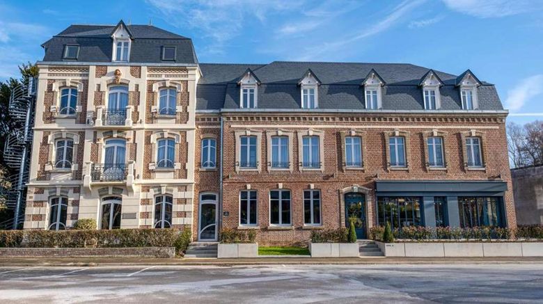Hotel de la Gare Logis Exterior. Images powered by <a href="https://iceportal.shijigroup.com" target="_blank" rel="noopener">Ice Portal</a>.