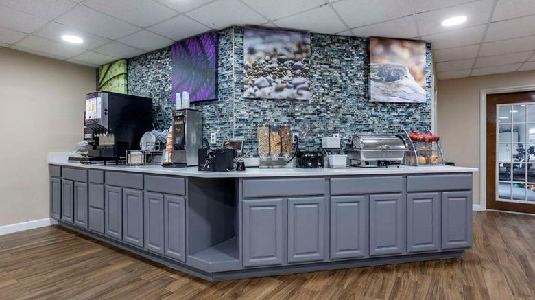 <b>Sleep Inn and Suites Grovetown - Augusta West Restaurant</b>. Images powered by <a href="https://iceportal.shijigroup.com/" title="IcePortal" target="_blank">IcePortal</a>.