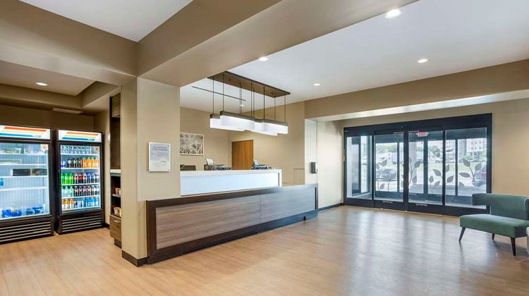 Sleep Inn York Lobby