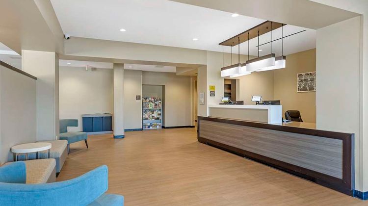 MainStay Suites York Lobby