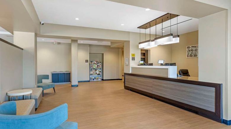 <b>MainStay Suites York Lobby</b>. Images powered by <a href="https://iceportal.shijigroup.com/" title="IcePortal" target="_blank">IcePortal</a>.