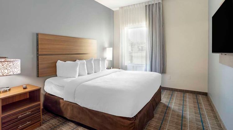 MainStay Suites York Suite