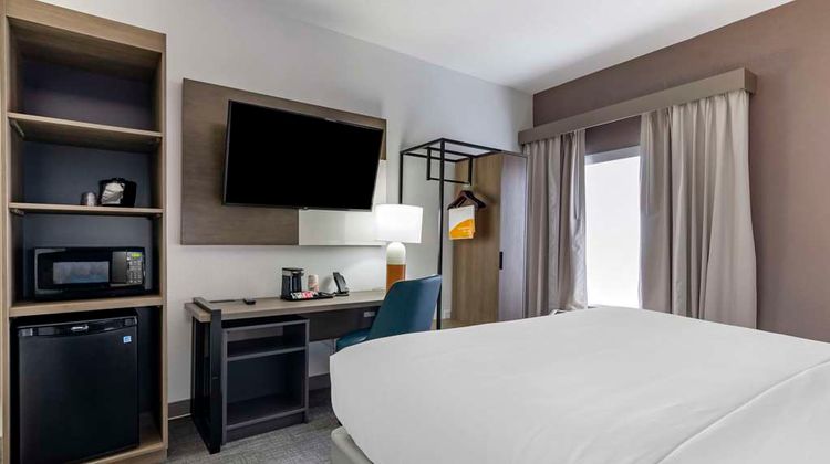 Comfort Inn Room