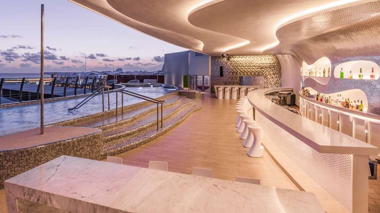 <b>Temptation Cancun Resort Restaurant</b>. Images powered by <a href="https://iceportal.shijigroup.com/" title="IcePortal" target="_blank">IcePortal</a>.