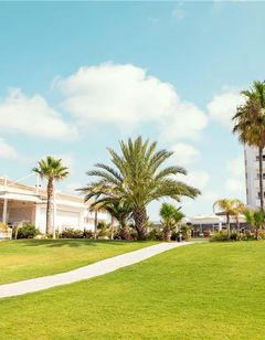 Pierre Anne Beach Hotel